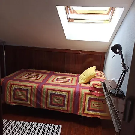 Junto Ayuntamiento, Casco Historico, Wifi *