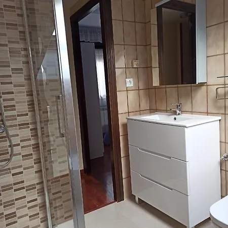 Junto Ayuntamiento, Casco Historico, Wifi Apartment Oviedo