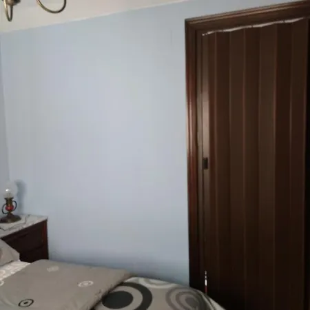 Junto Ayuntamiento, Casco Historico, Wifi *