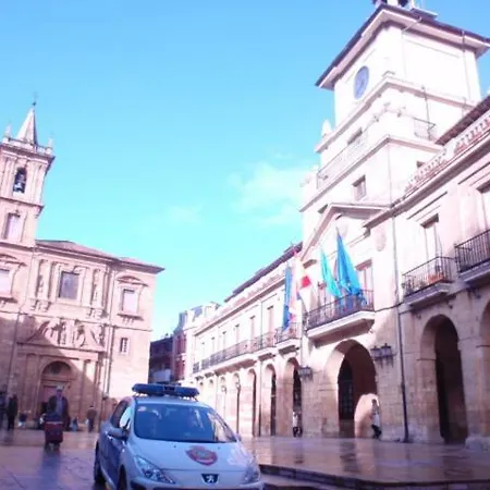 Junto Ayuntamiento, Casco Historico, Wifi Lejlighed